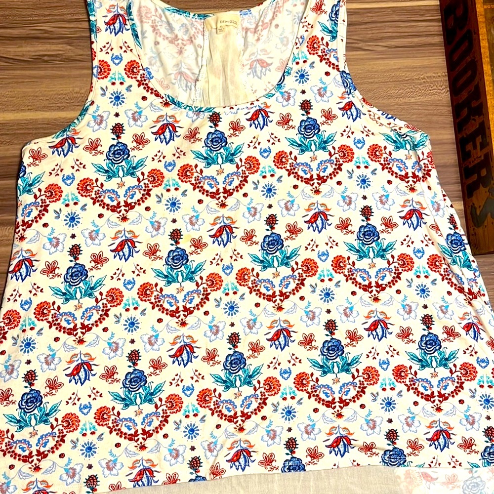 Floral tank